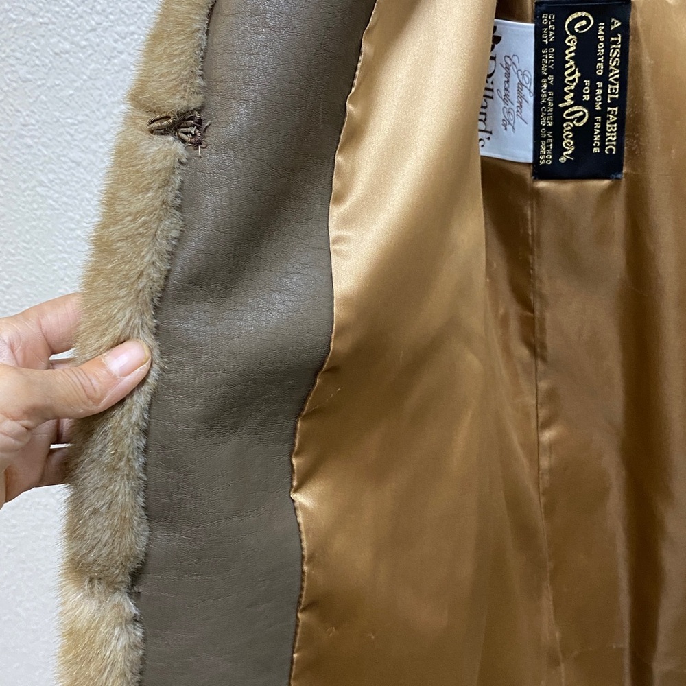 vintage Tissavel France faux fur coat, known luxury - Picture 7 of 7